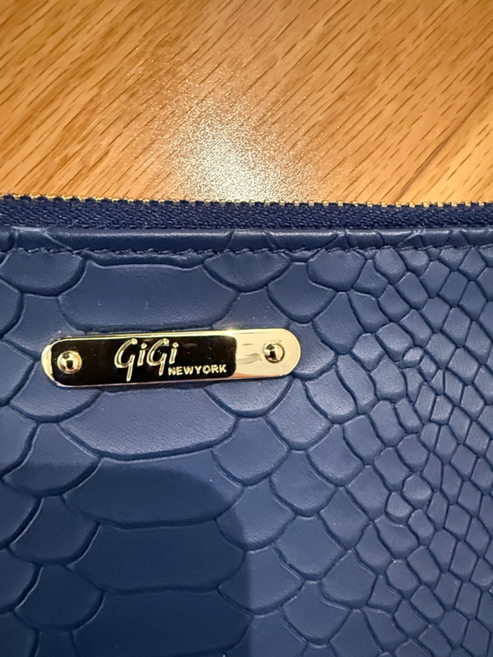 Gigi New York Clutch -  Navy - Brand New - Picture 2 of 4